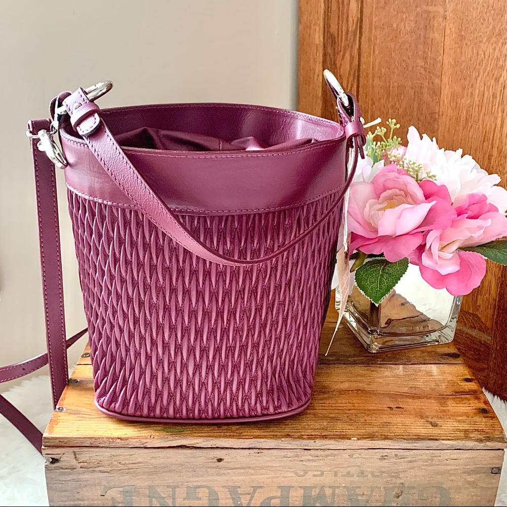 NWT Anna Paola Italian Leather Bucket Bag burgundy Made in Italy